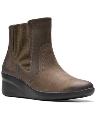 Clarks Suttyn Rae Leather Bootie