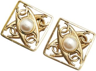 Chanel Clip Earrings (Pre-Owned)