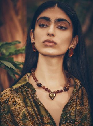 Simons Womens Giant heart pendant and natural stone necklace