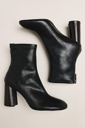 Lola Cruz Round Toe Block Heel Boots