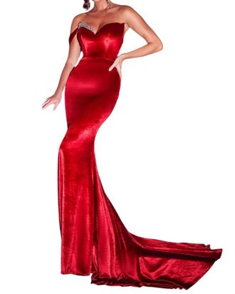 Portia & Scarlett Velvet Sweetheart Neck Long Gown In Red