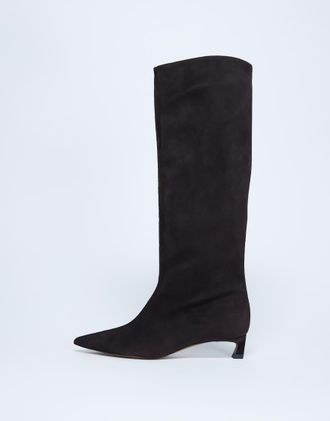 Topshop Sophie - Stivali a punta al ginocchio color cioccolato in pelle scamosciata premium-Marrone