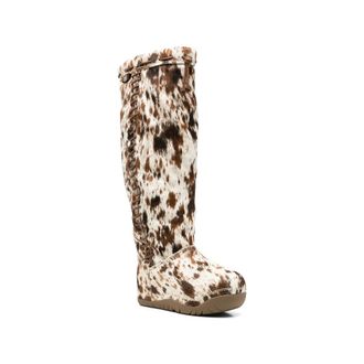 UGG Bucked Boot - Brown