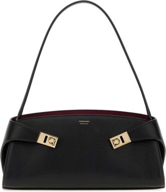 Ferragamo Hug Schoudertas - Dames - Schoudertassen - Zwart - ONE Size - Leer - Tassen