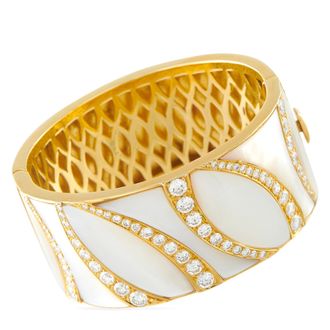 Luxury Bazaar 18K Yellow Gold 5.78ct Diamond and Mother of Pearl Bracelet MF04-061826