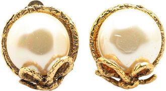 Chanel yellow (18K) Clip Earrings (Pre-Owned)