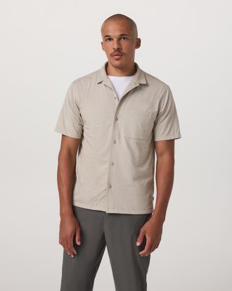 Vuori Clothing Short Sleeve Knit Oxford Camp Collar Button Down | Truffle | Medium