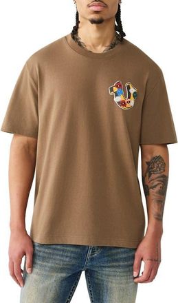 True Religion Garden Horseshoe Heavyweight Cotton Graphic T-Shirt in Capers Green at Nordstrom, Size Xxx-Large