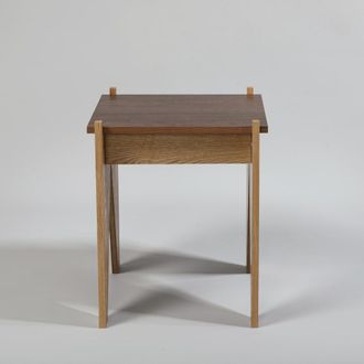 Maisons du monde Mesa auxiliar marr&oacute;n