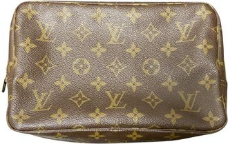 Louis Vuitton Brown Clutch Bag (Pre-Owned)