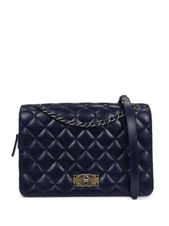 Chanel 2016-2017 quilted shoulder bag - women - CALFSKIN - One Size - Blue