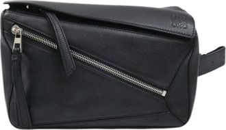 Loewe Pre-owned Cross Body Bags, male, Black, Size: ONE SIZE Pre-owned Sling Bag