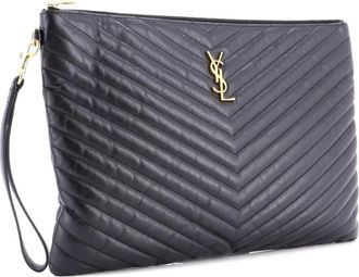 Saint Laurent Classic Wristlet Pouch Matelass&eacute; grote leren clutch met chevron streep en monogram - Zwart