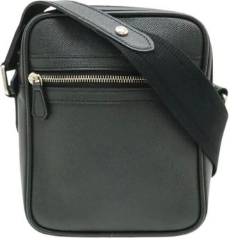 Louis Vuitton Pre-owned Cross Body Bags, male, Black, Size: ONE SIZE Pre-owned Taiga Shoulder Bag