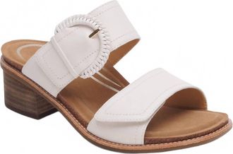 Aetrex Womens Tatiana Leather Buckle Heel Sandals In Ivory