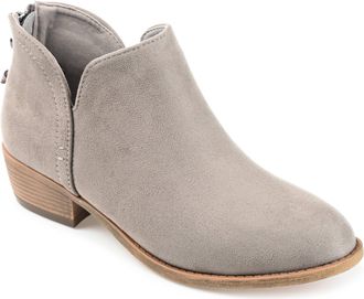Journee Collection Women & apos;s Livvy Medium and Wide Width Booties