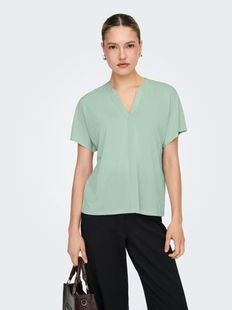 Only Kurzarmshirt ONLY ONLFREE LIFE S/S SPLIT TOP JRS, Damen, Gr. XL, jadeite, Jersey, Obermaterial: 70% Modal, 30% Polyester, unifarben, regular fit norma