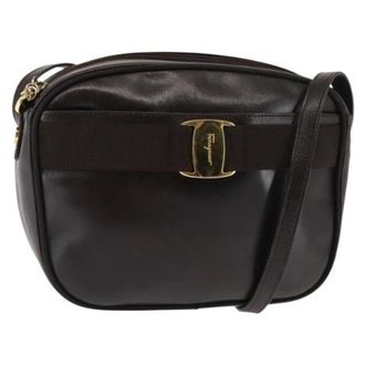 Ferragamo Pre-owned Vara Bow Camera Shoulder Bag - Dames - Pre-owned - Bruin - Maat: ONE Size Leer
