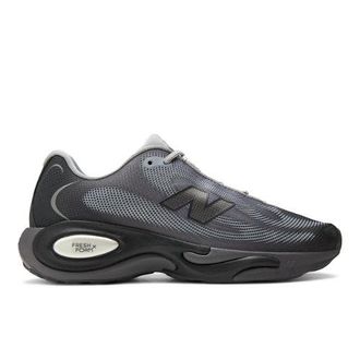 New Balance Hombre AC Runner en Gris/Negro, Textil, Talla 40.5