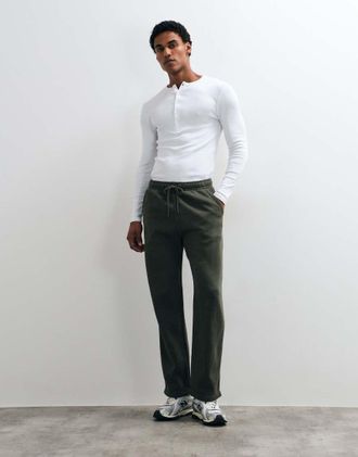 Abercrombie & Fitch joggers a gamba dritta con logo iconico, color kaki-Verde