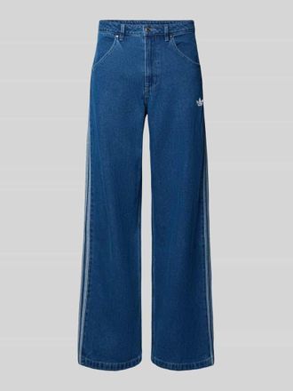 adidas Originals Jeans mit Eingrifftaschen in Jeansblau, Größe 28