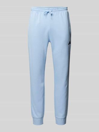 adidas Regular Fit Sweatpants mit Tunnelzug in Bleu, Gr&ouml;&szlig;e L