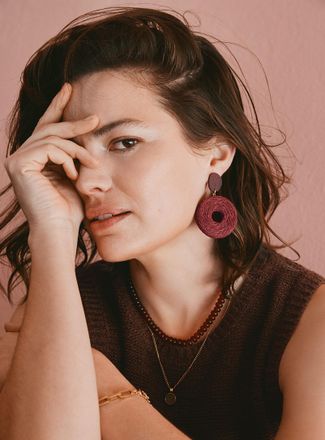 Simons Womens Round wood and raffia earrings