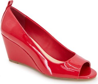 Kenneth Cole Reaction Elinor Wedge Pump in Red Rio Patent at Nordstrom Rack, Size 8.5