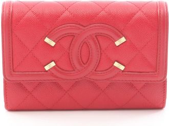 Chanel Red Color Grained Calfskin Wallet (Bi-Fold) (Pre-Owned)