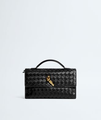 Bottega Veneta Andiamo Clutch 25 - Black - Women