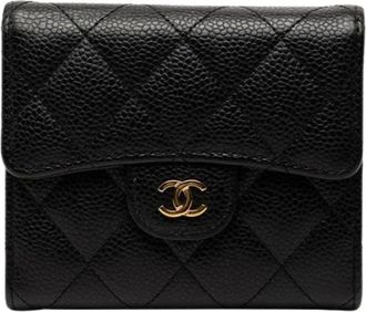 Chanel Pre-owned Wallets, female, Black, Size: ONE SIZE Pre-owned Quilted Caviar Leather Wallet