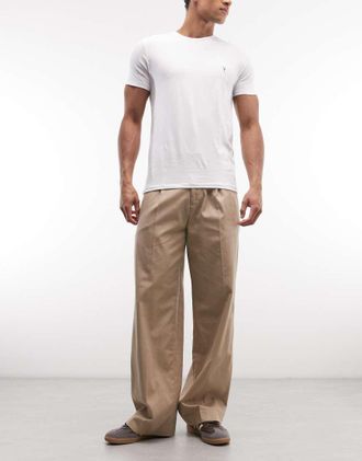 AllSaints Midas - Pantaloni con pieghe marroni-Marrone