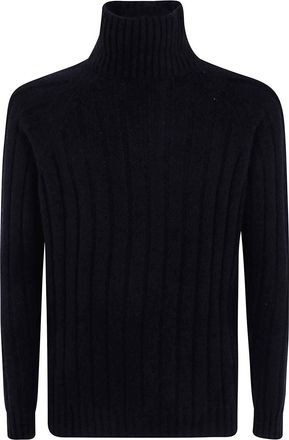 Nuur Long Sleeves Turtle Neck Sweater