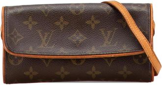 Louis Vuitton Pre-owned Cross Body Bags, female, Brown, Size: ONE SIZE Pre-owned Stylish Shoulder Bag