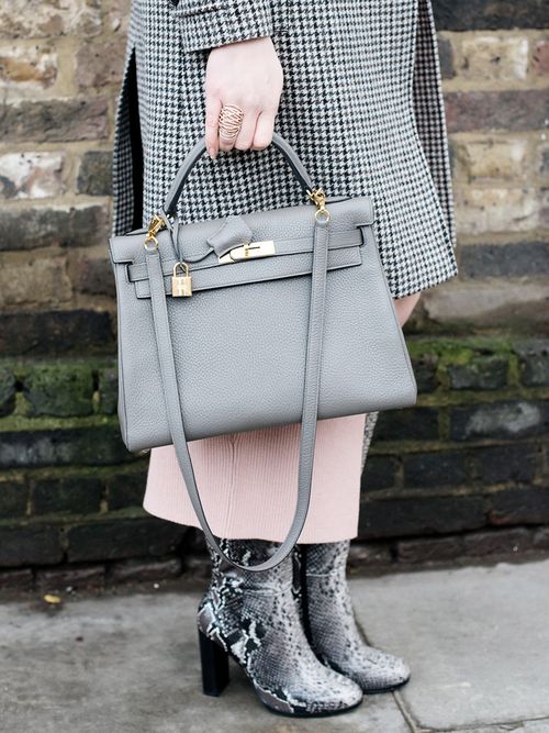 9 Wardrobe Classics Every Woman Must Own | Stylight