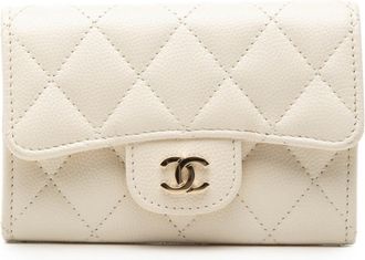 Chanel Matelasse White Grained Calfskin Coin Purse/Coin Case (Pre-Owned)