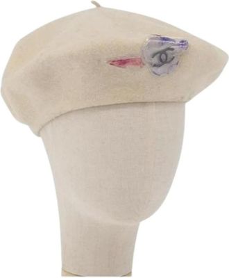 Chanel Pre-owned Accessories, female, Beige, Size: ONE SIZE Pre-owned Vintage Hat