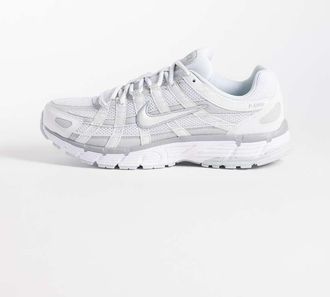 Nike P-6000 - Sneakers bianche e argento-Bianco