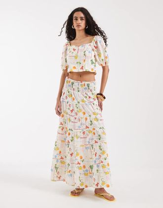 Vero Moda Gonna lunga a punto smock in vita color crema con stampa marina in coordinato-Bianco