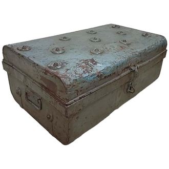 Wanderlust Deco Maleta De Metal Acabado Artesanal Marr&oacute;n 67x37x25h Cm