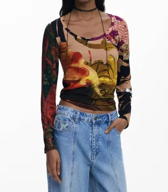 Desigual Japon Lacroix Scoopneck Shirt In Pink Stick