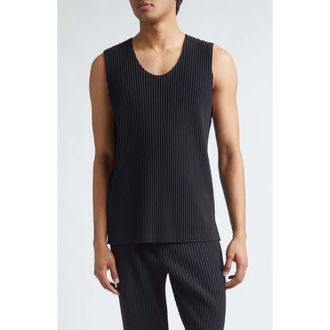 Homme Pliss&eacute; Issey Miyake Monthly Colors June Pleated Sleeveless Top in Black at Nordstrom, Size 4
