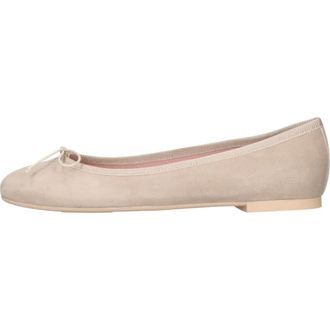 Pretty Ballerinas Round Toe Ballet Flat in Light Beige at Nordstrom, Size 37