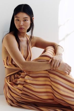 H&M Cutout halterneck dress in Light Orange/striped at Nordstrom, Size Medium