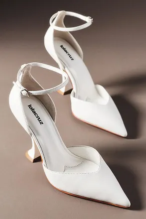 Lola Cruz Sculpted Heels