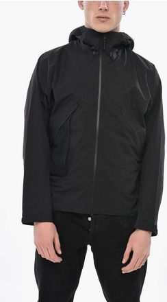 Goldwin Nylon Windbreaker with Perforated Detail size M