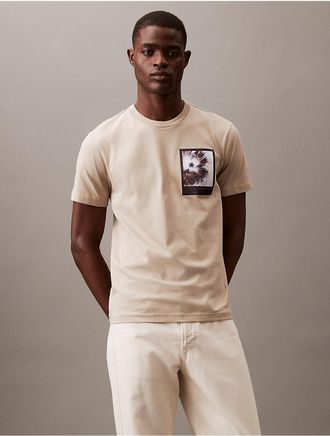 Calvin Klein Mens Framed Flower Graphic Classic Crewneck T-Shirt - Brown - XS