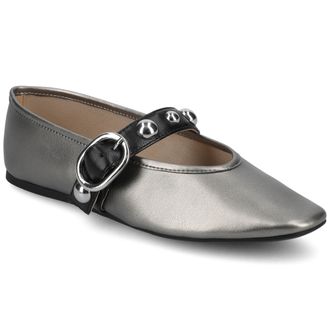 Journee Collection Womens Naveah Studded Ballet Flats