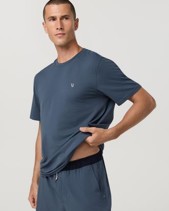 Vuori Clothing Short Sleeve Clearview Seamless T-Shirt | Frost Grey | Medium