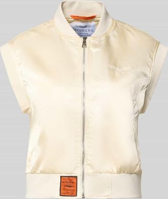 Original Bombers Weste mit Rei&szlig;verschluss und Label-Detail in Sand, Gr&ouml;&szlig;e XXL